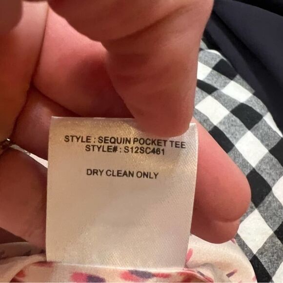 Gryphon New York Pink Printed Short Sleeve silk Sequin Pocket Tee Top size small - Picture 10 of 11